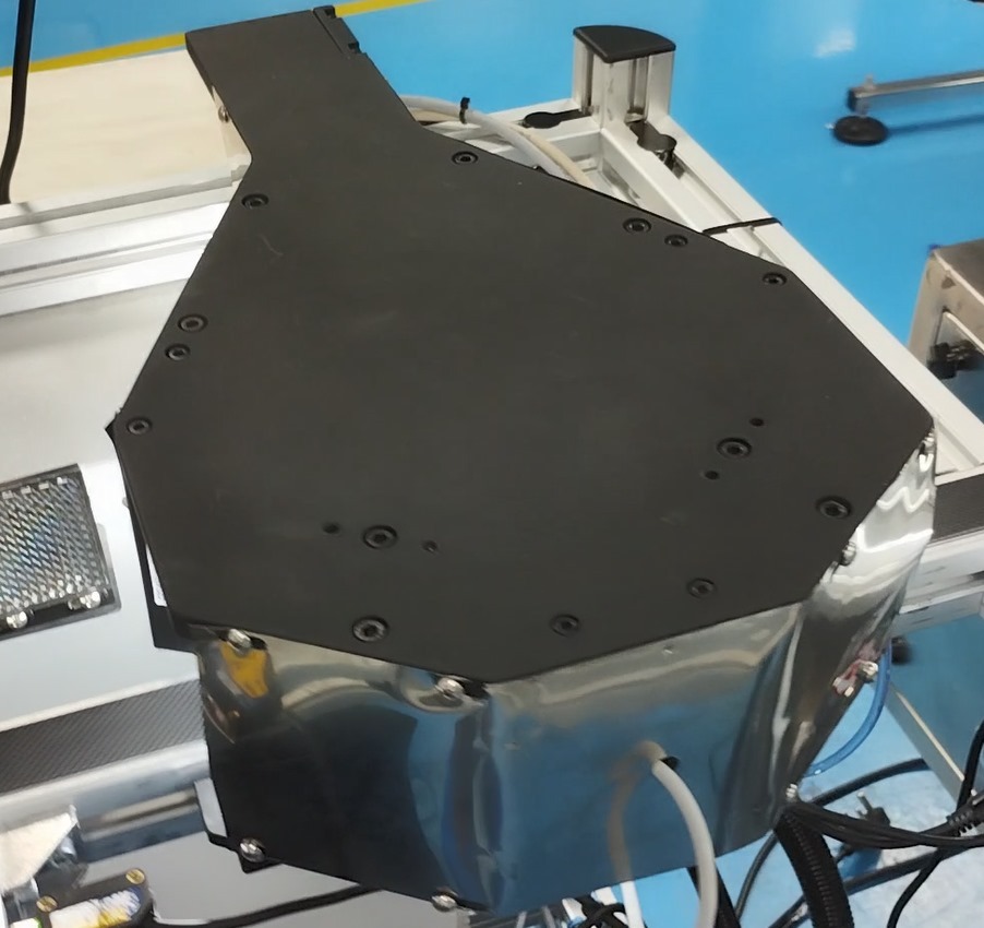 Innovative 360 degree view inspection booth with single camera